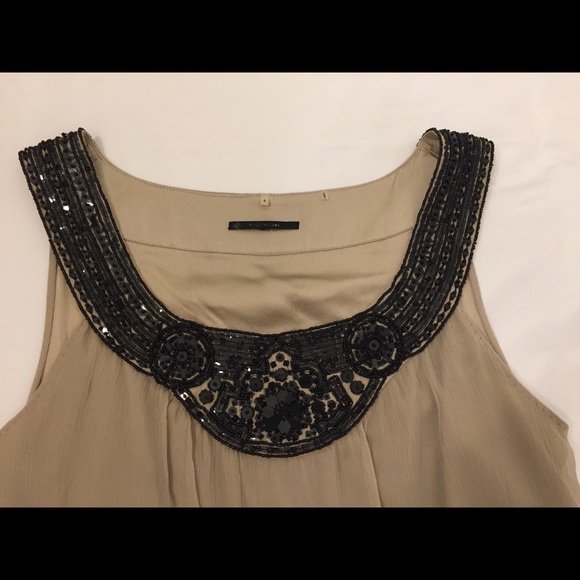 Shirt taupe with black appliqué from Nordstrom - Picture 6 of 8